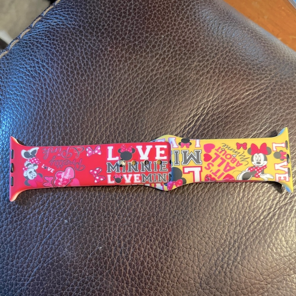 Brand New Minnie Mouse Apple Watch band 38/40